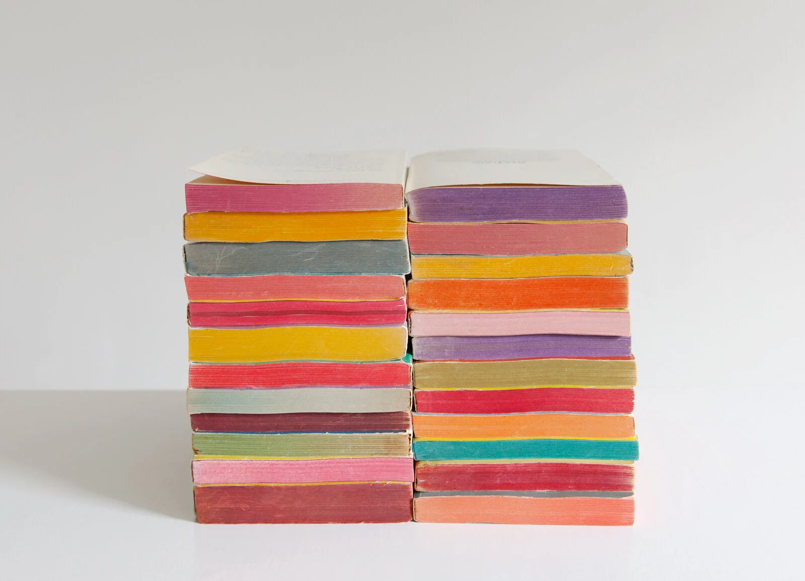 Reading in Color — MARY ELLEN BARTLEY